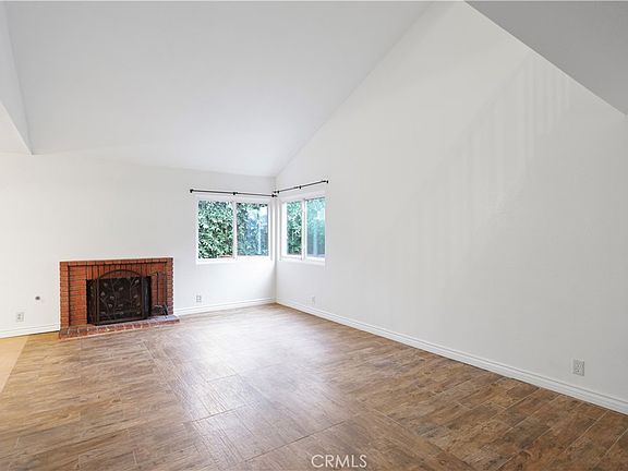 2nd image of 1676 Sumac Pl