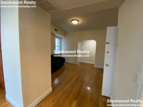 51 Telegraph St #2, Boston, MA 02127