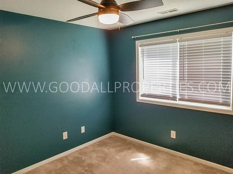 2420 Pine Ct — Photo 9