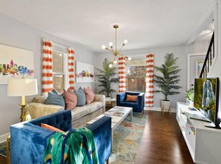 1815 Chestnut Ave W, Minneapolis, MN 55405