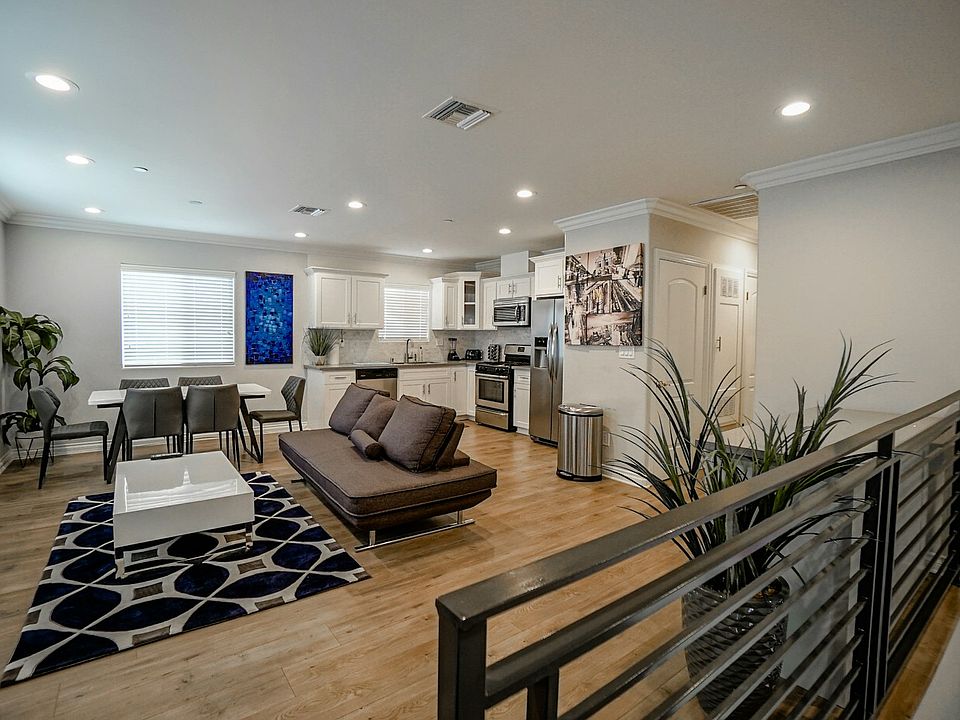 1st image of 7101 S La Cienega Blvd #1/2