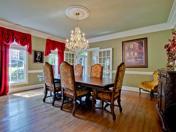 5th image of 2953 Hampton Cove Way SE