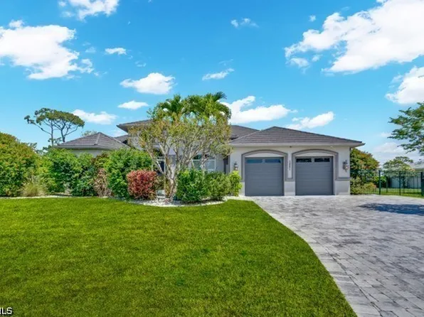 1221 SW 19th Ln, Cape Coral, FL 33991