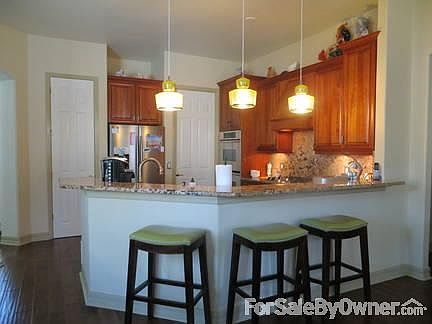 5th image of 12526 Leatherleaf Dr