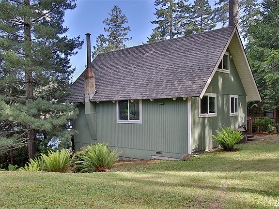 3rd image of 250 NE Lake Dr