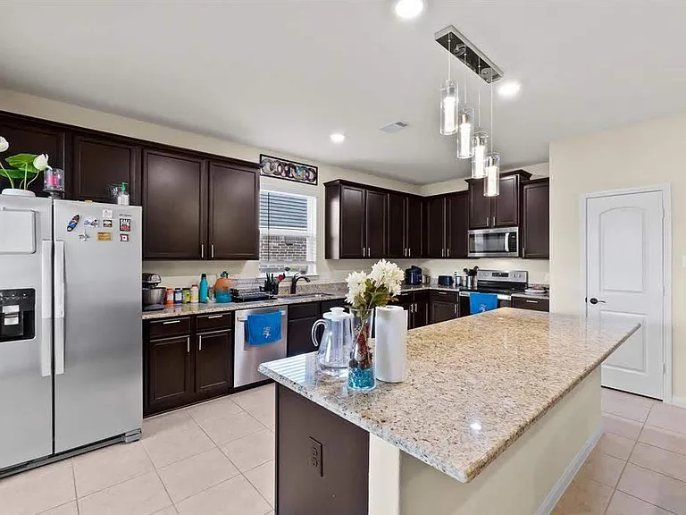 22526 Red Sparrow Dr — Photo 4