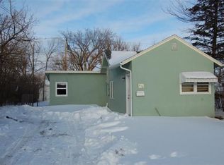419 3rd Ave SW, Sidney, MT 59270