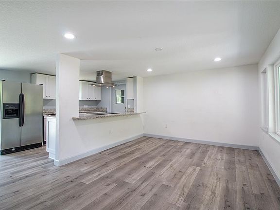 4th image of 1015 Apopka Blvd #1