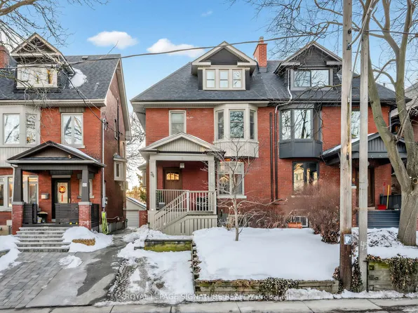 34 Alberta Ave, Toronto, ON M6H 2R6