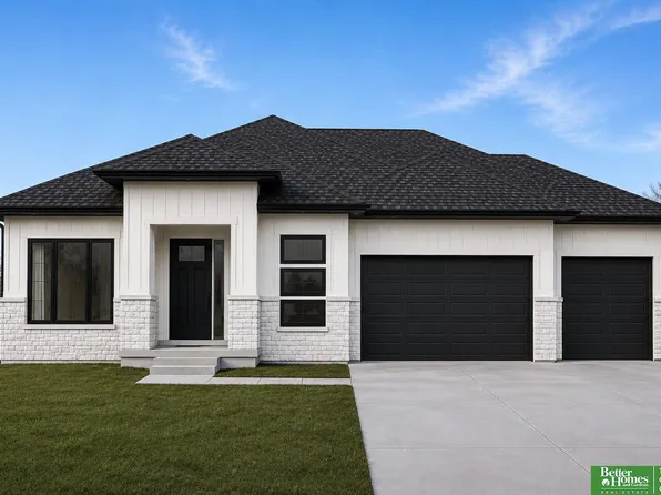 10019 Prospect St, Papillion, NE 68046