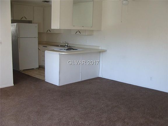 5th image of 1453 Lorilyn Ave Unit 4