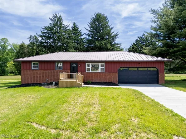 362 Jettie Ave NE, East Canton, OH 44730