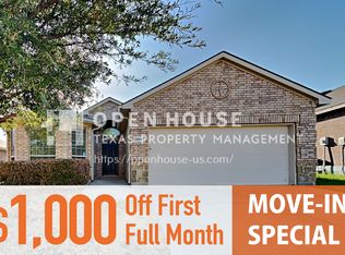 10848 Irish Glen Trl, Haslet, TX 76052