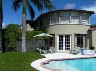 3400 Royal Palm Ave, Miami Beach, FL 33140