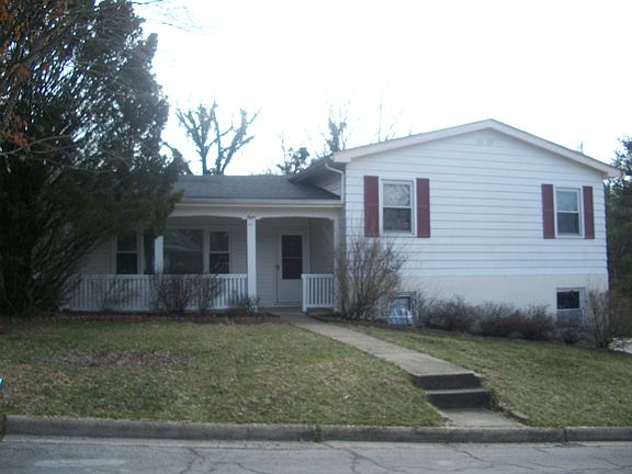 4th image of 8 Canterbury Dr