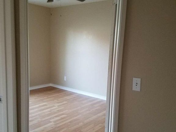 4th image of 10982 Desert Rose Dr