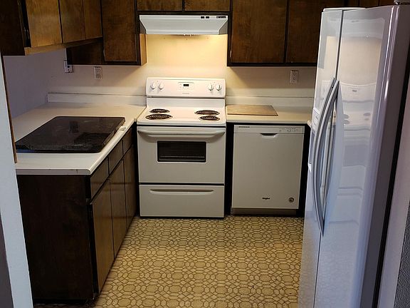 4th image of 10127 Madeline Dr NW