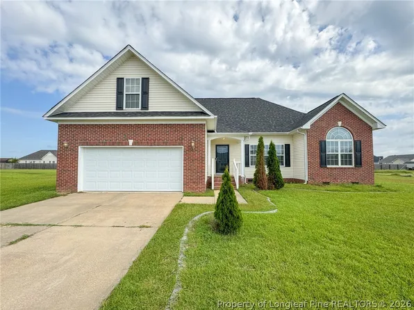316 Ivywood Ln, Raeford, NC 28376
