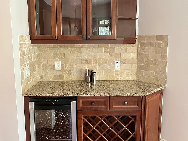 440 Wembley Cir — Photo 13