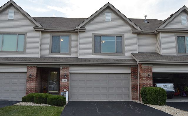1st image of 8308 W Chestnut Ct