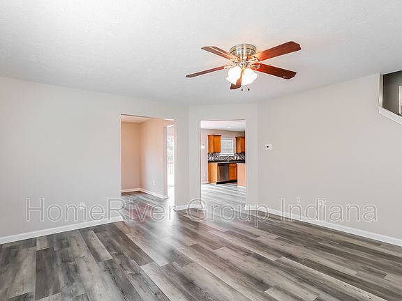 2nd image of 8152 Carina Dr