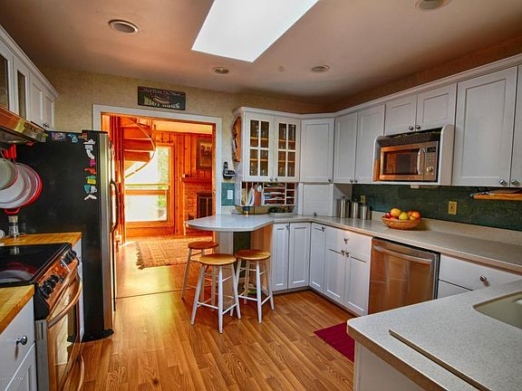 5th image of 2182 Lagoon Dr