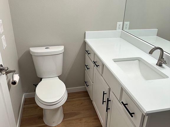 3rd image of 6983 SW Montauk Cir