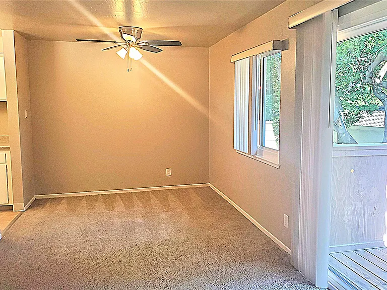 Hacienda Apartments — Photo 8