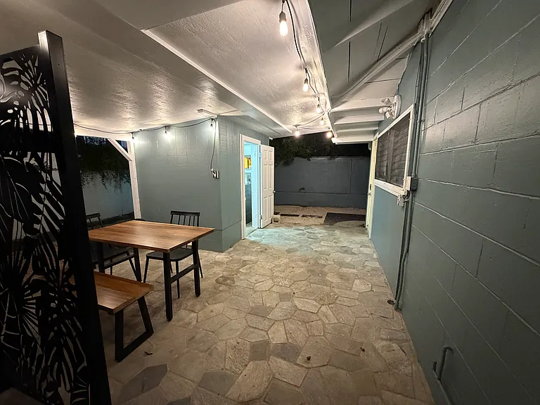 337 Kihapai St #C — Photo 11