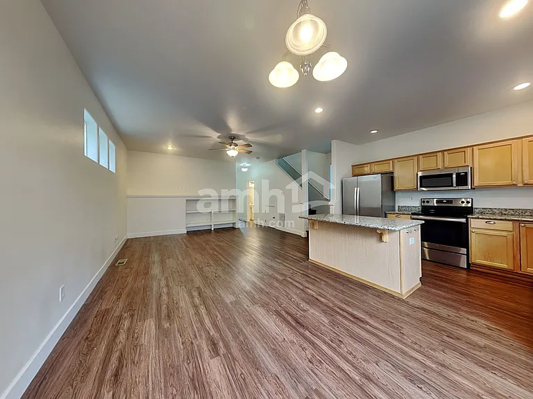 1318 SW 176th Ter — Photo 5