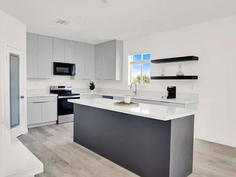 9701 E Ave W #S12 — Photo 5