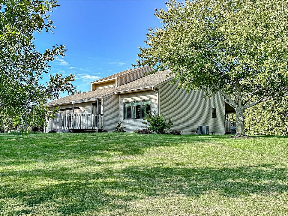 554 4th St N, Winthrop, IA 50682 Zillow