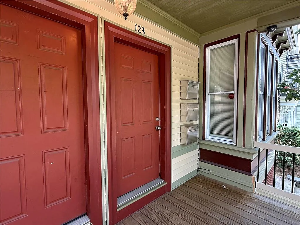 2 bed, 1252 sqft, $2,300 — Photo 3