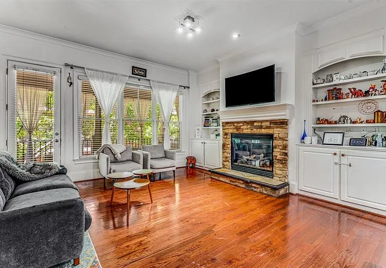395 Laurent St NW #6 — Photo 15