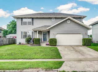 3053 W Knob Hill St, Springfield, MO 65810