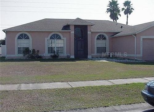 2nd image of 2667 Hawthorne Ln