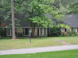 4128 Woodhill Dr, Mobile, AL 36608