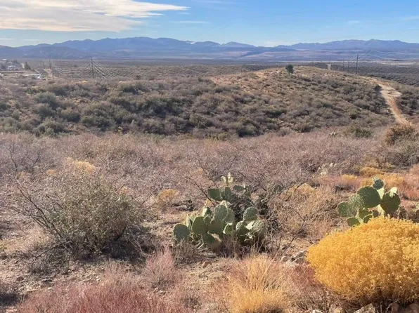 8470-256 W Webster Rd, Kirkland, AZ 86332