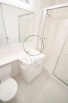 Rented by Olnick Organization | media 13