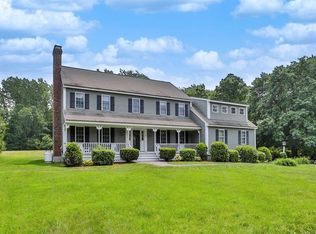 4 Breezy Point Rd, Acton, MA 01720