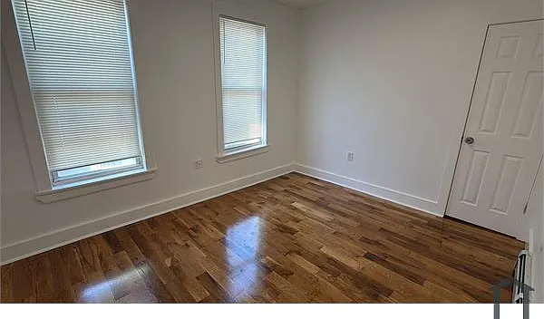 11339 Farmers Blvd #2R — Photo 1