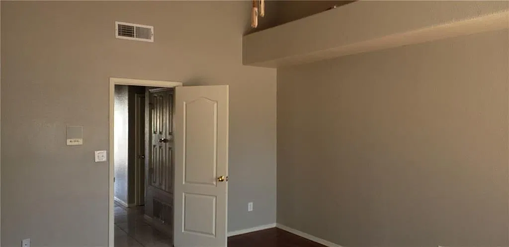 3 bed, 4.0 bath, 1656 sqft, $1,650 — Photo 4