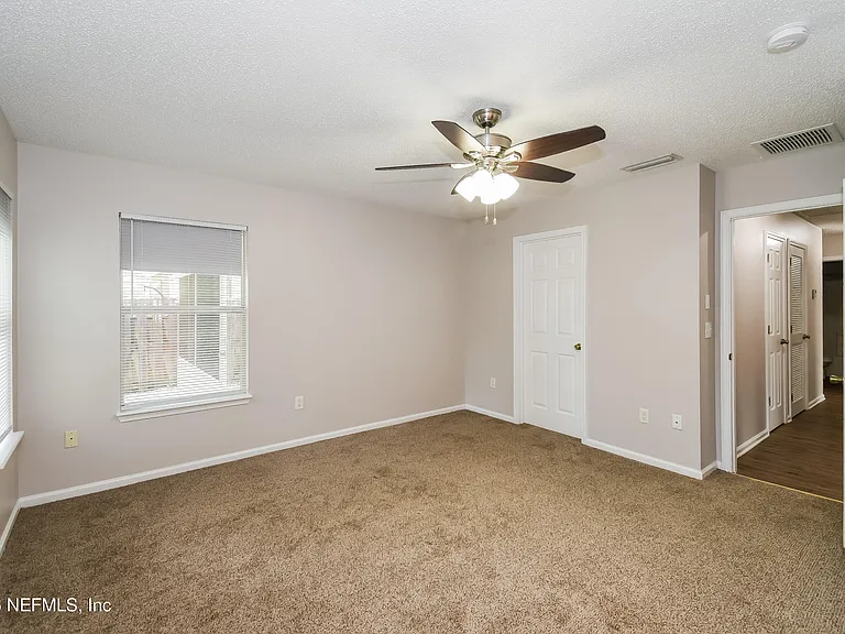 12579 Woodfield Cir W — Photo 11