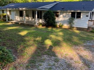 550 Center Dr, Taylors, SC 29687