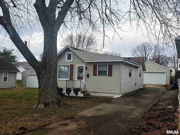 2nd image of 717 E Moneta Ave