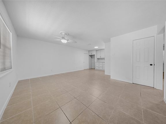 2nd image of 1814 Loritte Dr