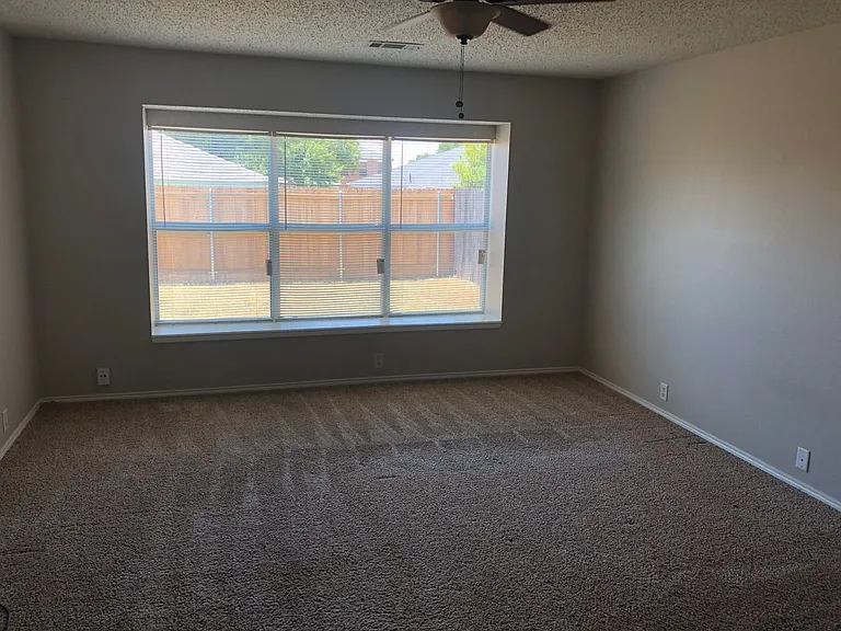 106 Oakhurst Dr — Photo 14