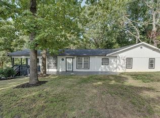 7050 Luke Ln, Ooltewah, TN 37363