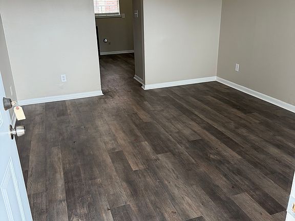 2nd image of 4218 5th Ave S #B