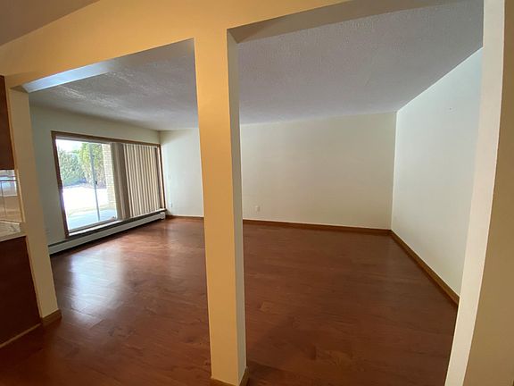 4th image of 521 19th St NW APT 15